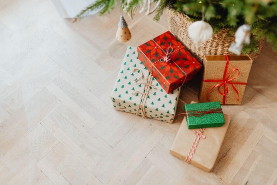 Choosing the Perfect Flocked Christmas Tree
